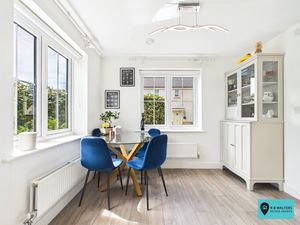 Dining area- click for photo gallery